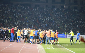 CĐV Thái Lan xấu hổ vì đội nhà ẩu đả với U22 Indonesia