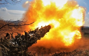 Nga cố ghìm Ukraine phản công bằng cách ồ ạt tung ra các cuộc không kích lớn 