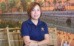 &quot;Bà bầu&quot; bóng đá &quot;phủi&quot; Campuchia Trần Thanh Nhung: &quot;Tôi giúp cầu thủ tậu xe, mua nhà&quot;