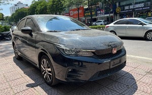 Phủ bụi cả năm mới chạy 200km, Honda City bán lại lỗ khó tin