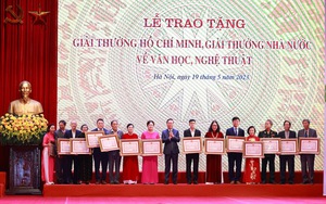 Nhạc sĩ Hồng Đăng, Văn Ký, nhà thơ Hoàng Trung Thông được truy tặng giải thưởng Hồ Chí Minh về VHNT