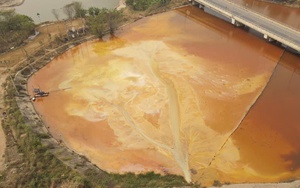 Công ty Hóa chất Việt Trì bị xử phạt gần 1 tỷ đồng vì xả thải ô nhiễm môi trường