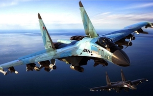 NATO khẩn cấp báo động khi Su-35 của Nga xuất kích đánh chặn máy bay Ba Lan 