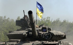 Có xe tăng, vũ khí tối tân nhưng vì sao Ukraine vẫn loay hoay chưa dám phản công chống lại Nga?