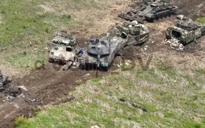 Nga tung video khoe 'núi' xe tăng Đức Leopard, xe bọc thép Mỹ Bradley tóm được từ Ukraine