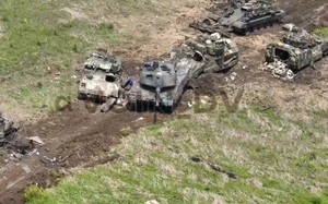 Nga tung video khoe 'núi' xe tăng Đức Leopard, xe bọc thép Mỹ Bradley tóm được từ Ukraine