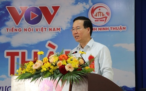 Chủ tịch nước Võ Văn Thưởng nhấn nút khánh thành Đài Phát sóng khu vực Nam Trung Bộ tại Ninh Thuận