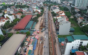 Hà Nội: Đê Ngọc Tảo nứt toác, xuống cấp nghiêm trọng, người dân không có lối đi- Ảnh 3.