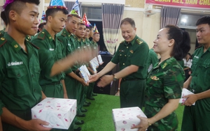 BĐBP Sơn La: Sinh nhật đồng đội gắn kết yêu thương, thêm động lực để chiến sỹ trẻ hoàn thành xuất sắc khoá huấn luyện