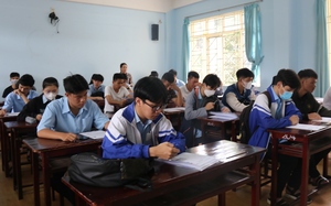 Kỳ thi tốt nghiệp THPT 2023 cận kề, nhiều thí sinh ở Bắc Tây Nguyên bị tai nạn, nhập viện