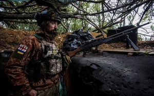 Trận chiến Bakhmut mới nhất: Chỉ huy tiền tuyến Ukraine tuyên bố vẫn đang chiến đấu giành từng cái cây, từng chiến hào