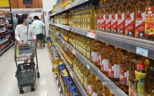Quán cơm, siêu thị, cửa hàng quần áo bắt đầu được giảm thuế VAT xuống còn 8%