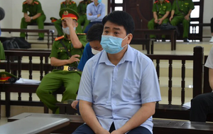 Cựu Chủ tịch Hà Nội Nguyễn Đức Chung bị cáo buộc giúp “người thân thiết” hưởng lợi đặc biệt lớn