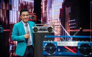 Ca sĩ Lam Trường: Mới đi hát đã kiếm ngay được 20 triệu, dốc hết mua xe dream và bánh trung thu