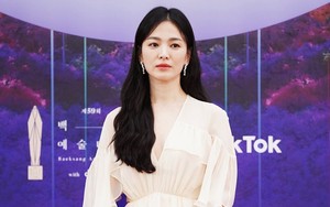 Song Hye Kyo xin lỗi vì tai nạn xây dựng