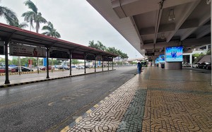 Cảnh sân bay Nội Bài &quot;cửa đóng, then cài&quot; tránh bão số 1 đổ bộ