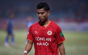 Đang đua vô địch V.League 2023, CLB CAHN nhận tin xấu về Vũ Văn Thanh