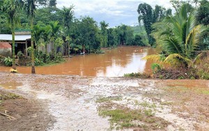Vỡ hồ chứa ở Đắk Nông, nhiều hộ dân bị cuốn trôi tài sản 