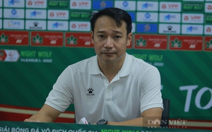 HLV Vũ Hồng Việt khen ngợi Hoàng Đức sau trận hòa Viettel FC