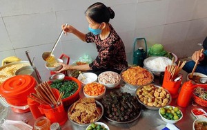 Bánh đa cua Hải Phòng được cẩm nang ẩm thực suy tôn là món ngon nổi tiếng