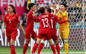 Tin tối (24/7): Hé lộ người &quot;chỉ điểm&quot; giúp thủ môn Kim Thanh cản phá penalty của ĐT nữ Mỹ