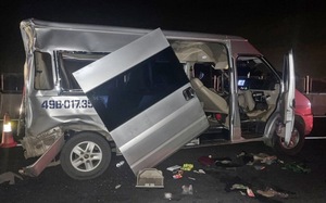 Ô tô dừng ở dải khẩn cấp trên cao tốc Vĩnh Hảo-Phan Thiết bị xe khách tông làm 6 người bị thương