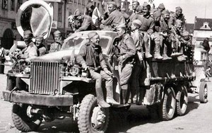Xe tải Mỹ là cứu cánh cho Hồng quân Liên Xô thời thế chiến 2