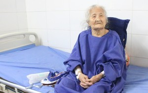 Thái Nguyên: Phẫu thuật thay khớp háng nhân tạo cho 2 bệnh nhân 100 tuổi