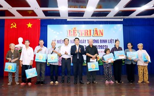Tây Ninh: Huyện Tân Châu tri ân các gia đình chính sách nhân 76 năm ngày Thương binh Liệt sĩ 