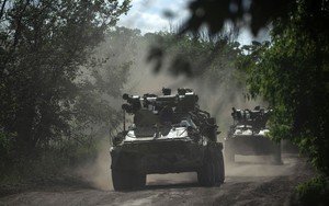 Nghẹt thở xem cảnh quân Ukraine phục kích đánh úp quân Nga gần Bakhmut, giao tranh dữ dội