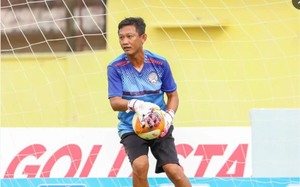 Loại thủ môn kiện đội bóng, CLB Bà Rịa - Vũng Tàu phải đưa HLV 42 tuổi vào khung gỗ
