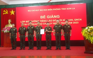 BĐBP Sơn La: Bế mạc lớp tiếng Lào cho sĩ quan, QNCN