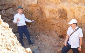 Lãnh đạo TT-Huế kiểm tra thực địa khu vực khai thác vàng sau đề nghị của tỉnh Quảng Trị 