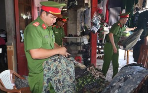 TT-Huế: Công an liên tiếp bắt giữ lượng lớn áo quần rằn ri nhập lậu