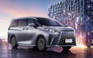 Ví như "chuyên cơ mặt đất", Lexus LM 2024 giá từ 3,96 tỷ đồng