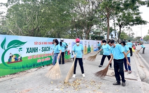 Người dân TP.Thủ Dầu Một phấn khởi chung tay thực hiện mô hình 'Thành phố không rác'