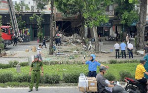 Nổ cực lớn quán lẩu trên phố Yên Phụ, Hà Nội, nhiều người bị thương