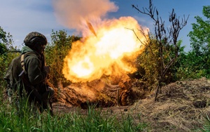 Ukraine phản công tới tấp ở điểm nóng Bakhmut và Kupyansk, quân Nga phải luân chuyển củng cố vị trí