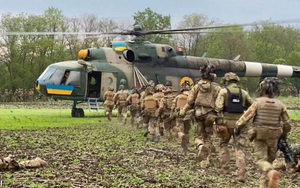 Lữ đoàn tấn công 'mạnh phi thường' của Ukraine vừa tham chiến đã đánh bật Nga khỏi làng chiến lược này 