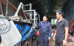 Một nông dân Bắc Ninh sáng chế loạt máy nông nghiệp, cả làng phục lăn