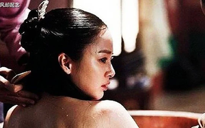 Hoàng hậu Uyển Dung có 1 thói quen khi tắm khiến Phổ Nghi ghét cay ghét đắng, đó là gì?
