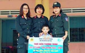 Trẻ mồ côi tỉnh Đắk Lắk ấm áp trong vòng tay nhân ái của những nữ chiến sĩ công an