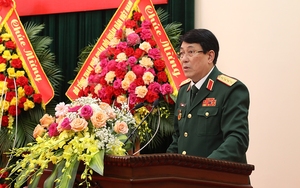 Đại tướng Lương Cường nhận Huy hiệu cao quý của Đảng
