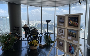 Độc đáo triển lãm ảnh 30 điều đầu tiên của du lịch TP.HCM trên nóc tòa tháp cao nhất nhì thành phố