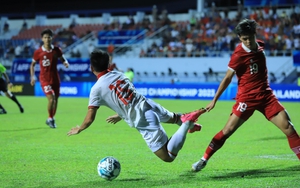 CĐV Indonesia “tấn công” trọng tài, tố U23 Việt Nam được thiên vị