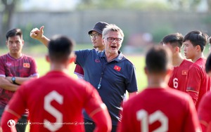 HLV Troussier công bố danh sách U23 Việt Nam dự Vòng loại U23 châu Á 2024: Nhiều bất ngờ