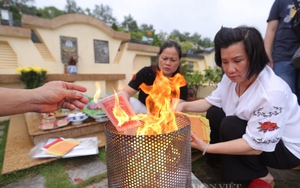 Thượng toạ Thích Thanh Huân: "Đừng nghĩ đốt nhiều vàng mã mùa Vu Lan là báo hiếu cha mẹ, tổ tiên"