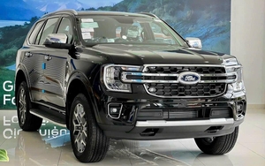 Giá xe Ford Everest niêm yết và lăn bánh tháng 8/2023: Tiếp tục giảm "sốc" dù bán chạy nhất phân khúc