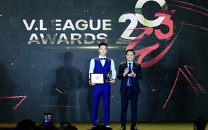 Tiền vệ Nguyễn Hoàng Đức đoạt danh hiệu cầu thủ xuất sắc nhất V.League 2023