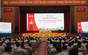 Thường trực Tỉnh ủy Nghệ An nghe, giải đáp nhiều vấn đề nóng về hỗ trợ diêm dân, ngư dân